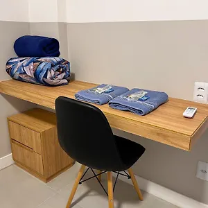  Apartamento Apto Reformado E Decorado No Centro
